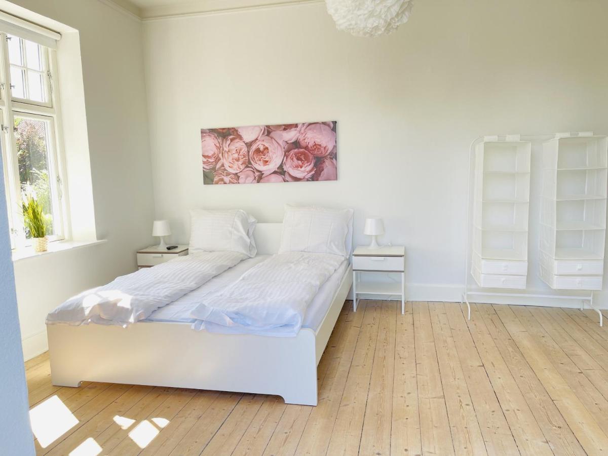 Aday - City Central Mansion - 1 Bedroom With Big Terrace オールボー エクステリア 写真