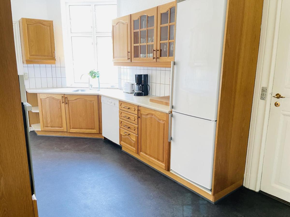 Aday - City Central Mansion - 1 Bedroom With Big Terrace オールボー エクステリア 写真