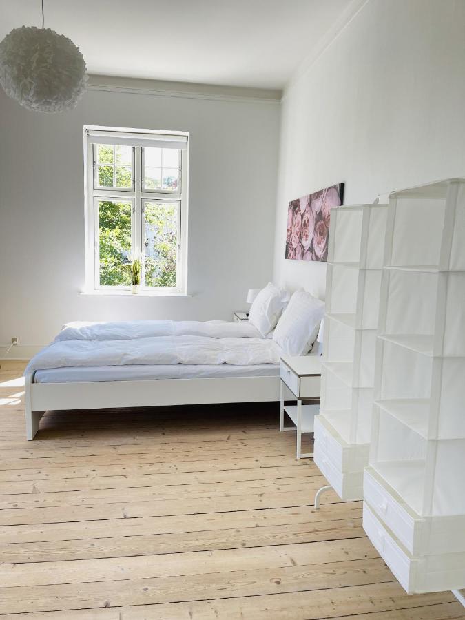 Aday - City Central Mansion - 1 Bedroom With Big Terrace オールボー エクステリア 写真