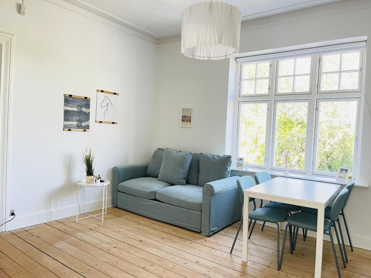 Aday - City Central Mansion - 1 Bedroom With Big Terrace オールボー エクステリア 写真